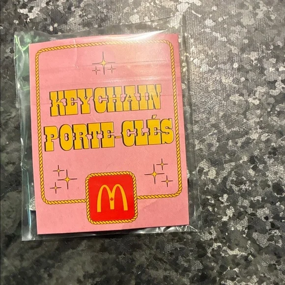 Shania Twain McDonald's Pink Cowboy Boot Key chain - Picture 2 of 2